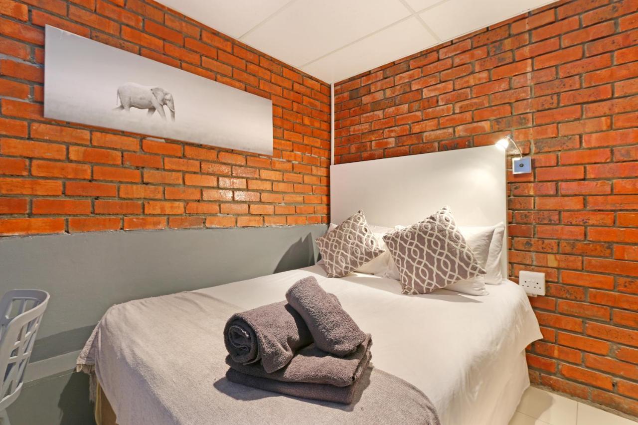 The Rhino Hotel & Apartments Cidade Do Cabo Exterior foto
